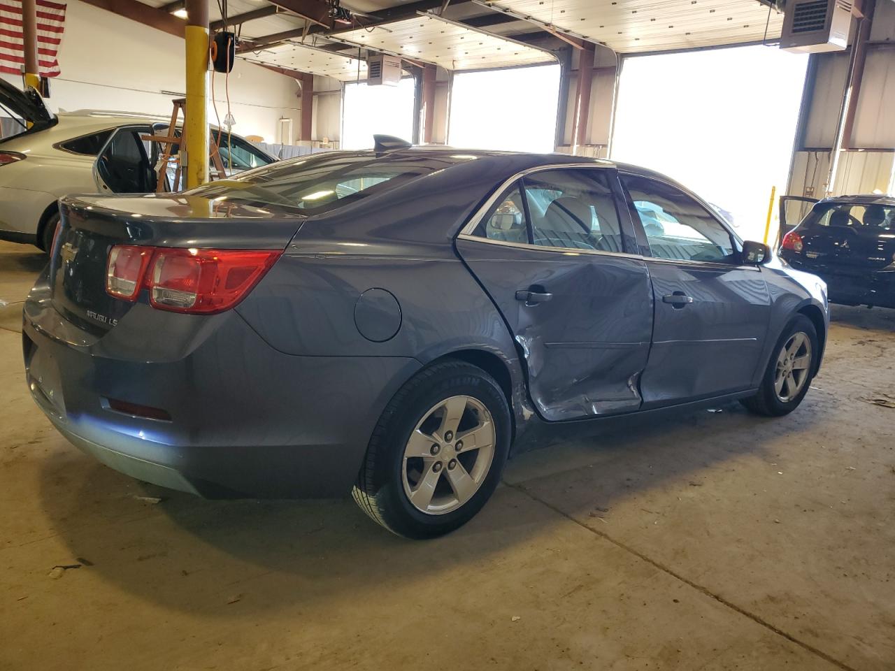 2015 Chevrolet Malibu - Image 3