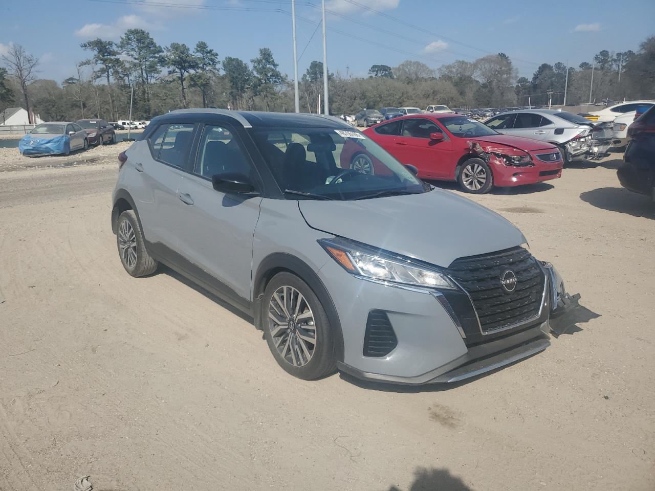 2024 Nissan Kicks - Image 4