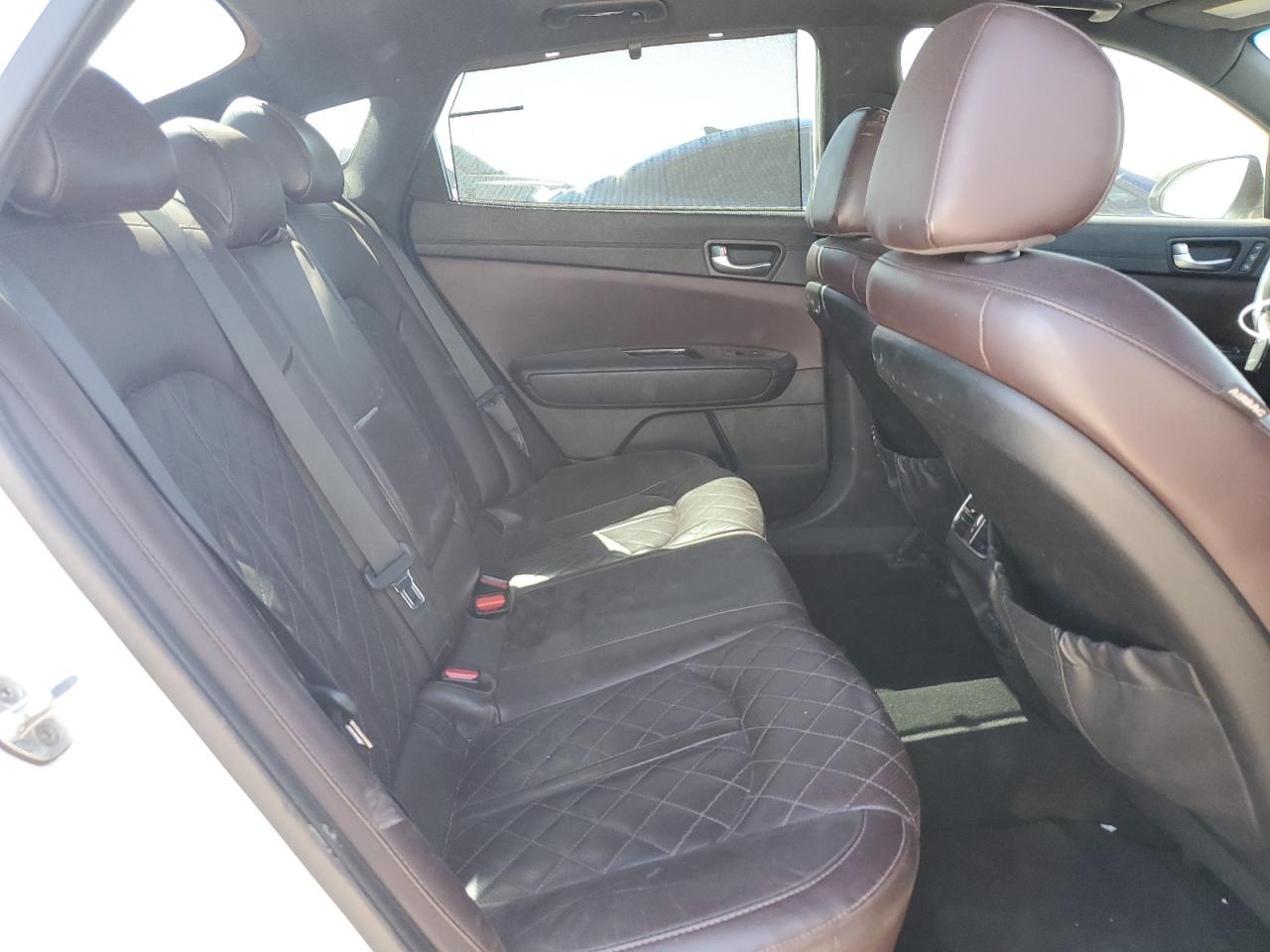 2016 Kia Optima - Image 10