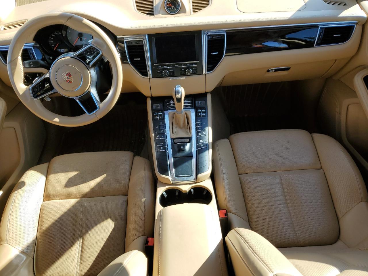 2016 Porsche Macan - Image 8
