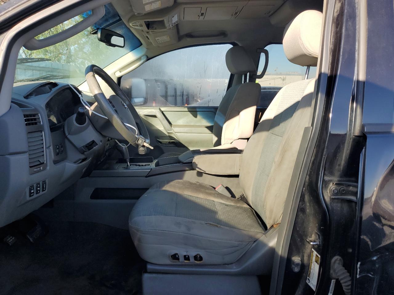 2007 Nissan Titan - Image 7