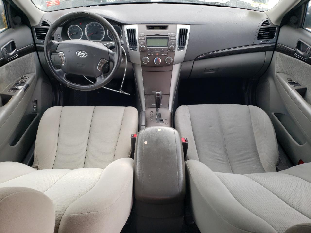 2009 Hyundai Sonata - Image 8