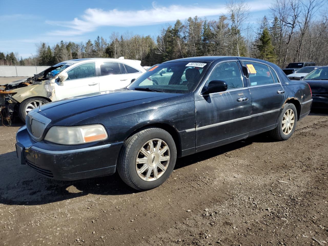 2011 Lincoln Town Car Signature Limited للبيع في Cookstown، ON - Side