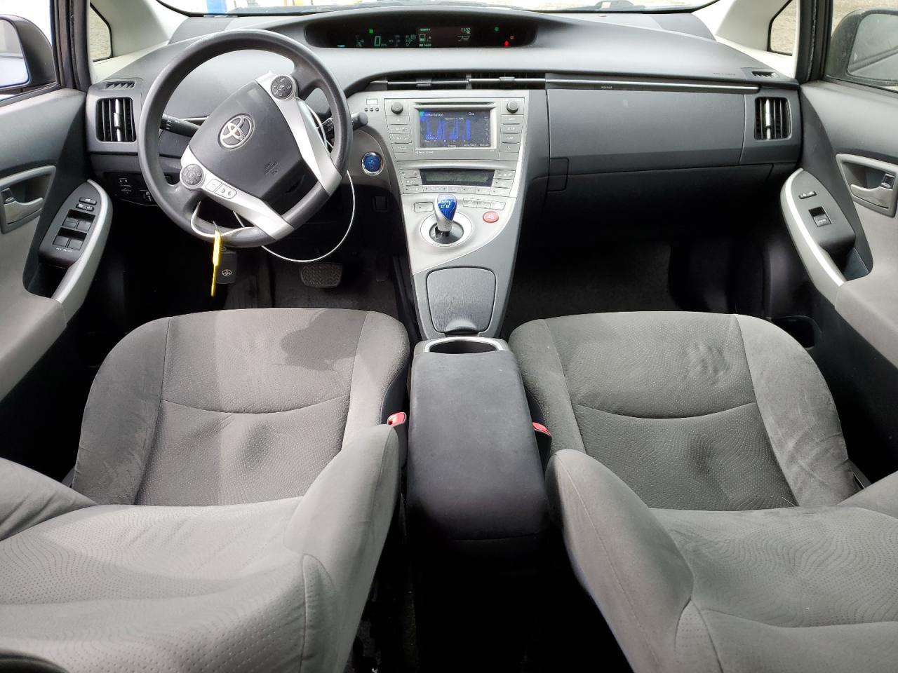 2012 Toyota Prius - Image 8