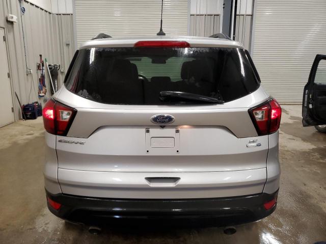  FORD ESCAPE 2019 Srebrny