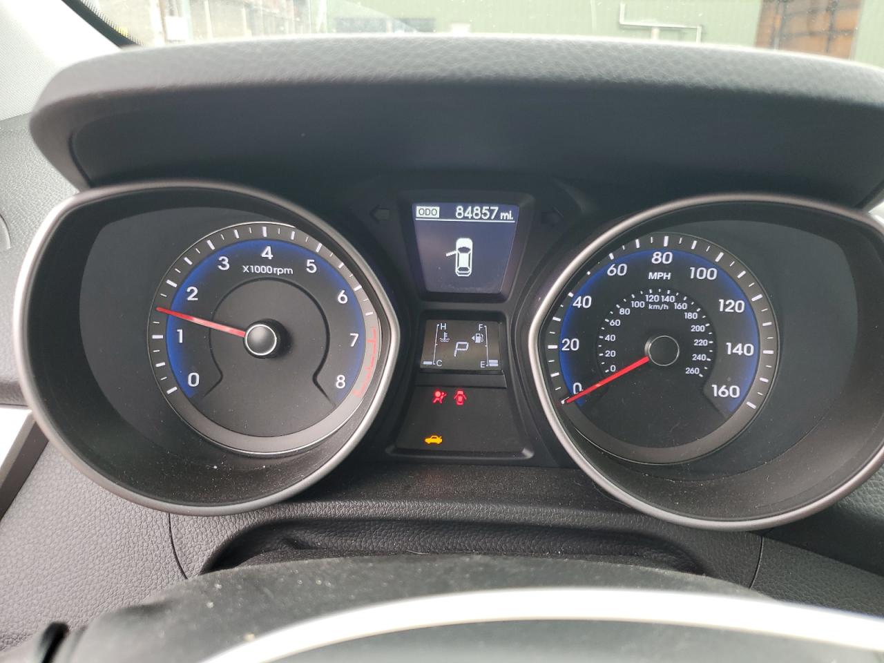 2016 Hyundai Elantra - Image 9