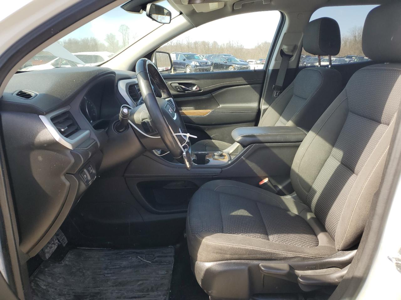 2020 GMC Acadia - Image 7