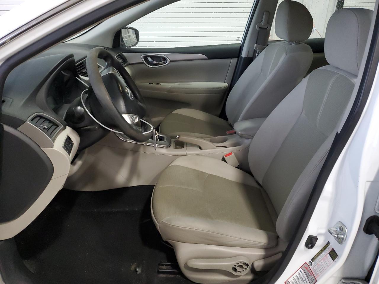 2015 Nissan Sentra - Image 7