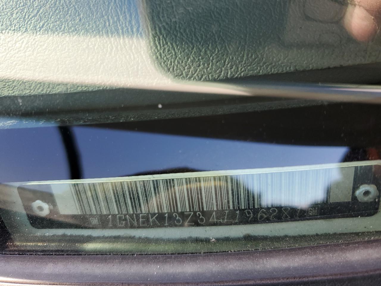 2004 Chevrolet Tahoe K150 VIN: GNEK13Z34J196281 Lot: 48482075