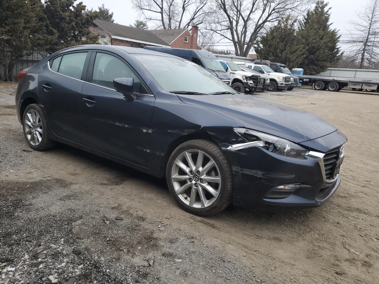2017 Mazda 3 - Image 4