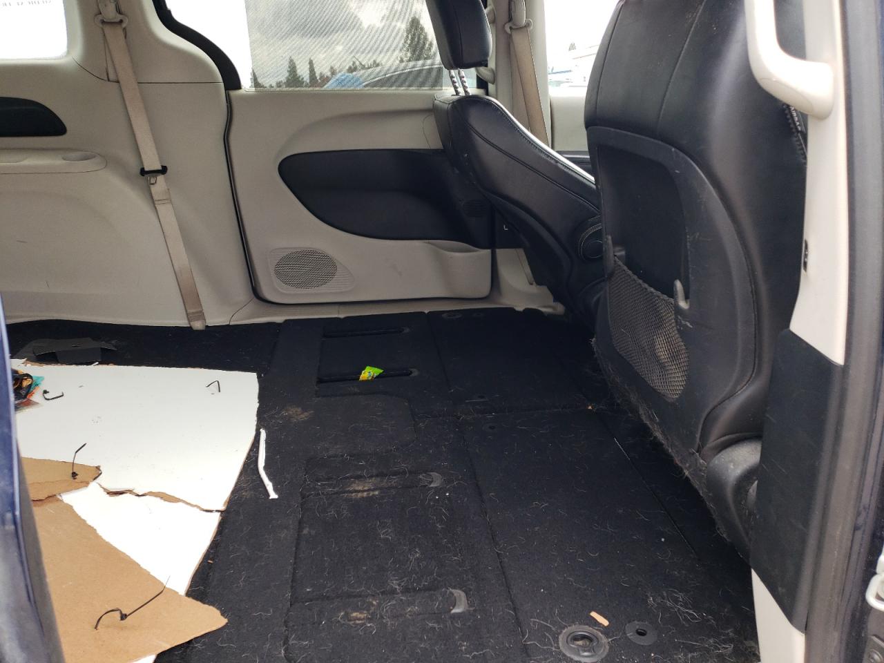 2020 Chrysler Voyager Lxi VIN: 2C4RC1DG4LR163921 Lot: 49612835