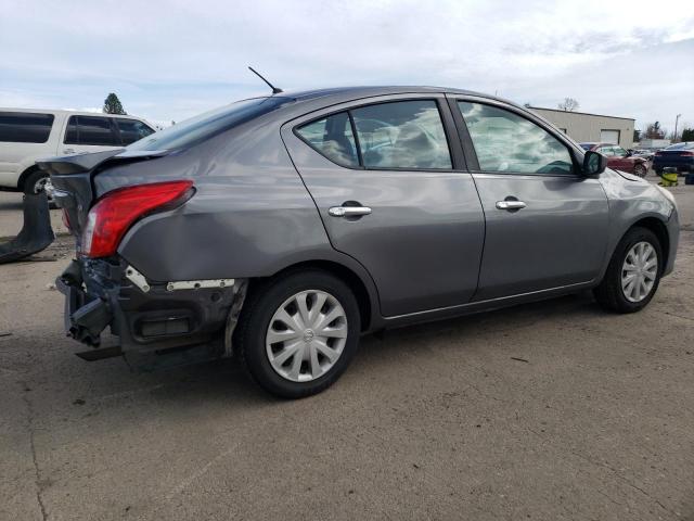  NISSAN VERSA 2016 Szary