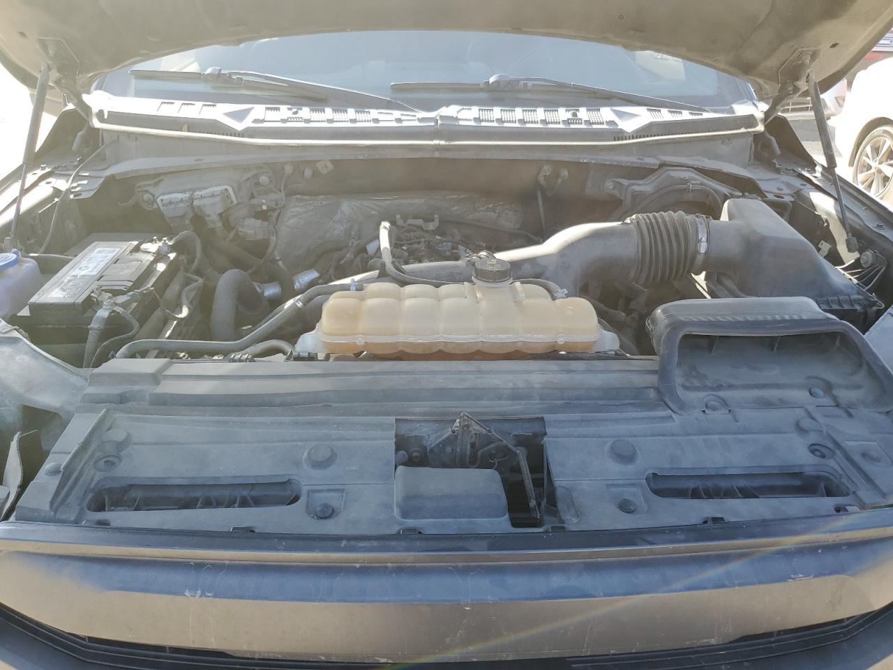 2015 Ford F-150 - Image 11