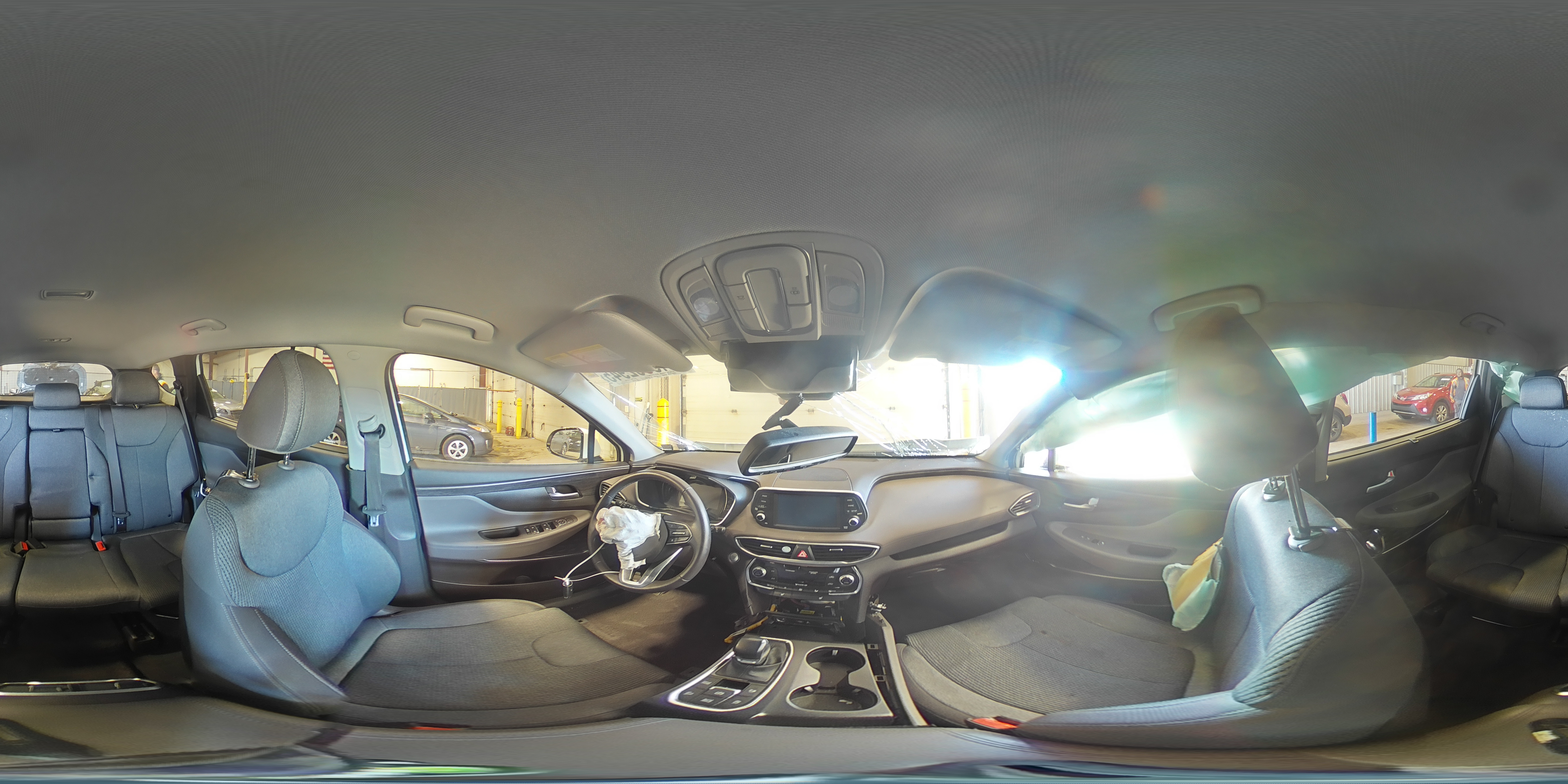 2019 Hyundai Santa Fe - Image 15