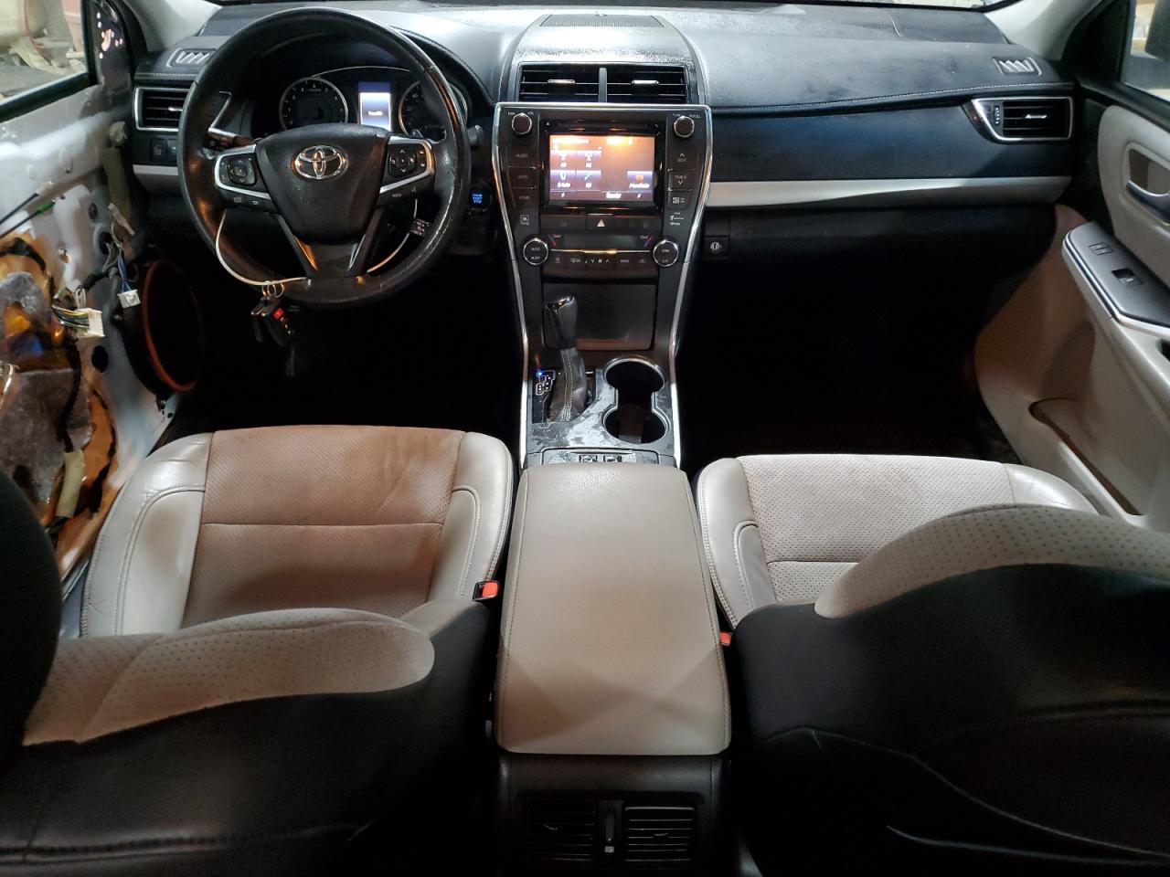 2015 Toyota Camry - Image 8