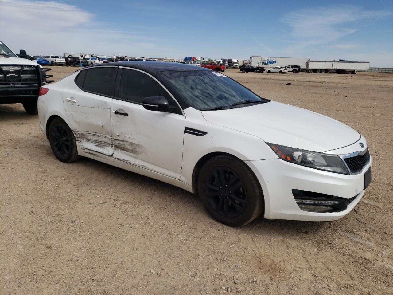 2012 Kia Optima - Image 4