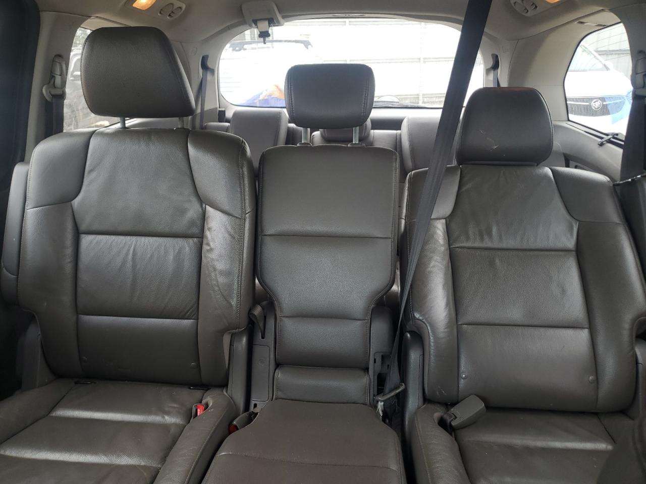 2011 Honda Odyssey - Image 10