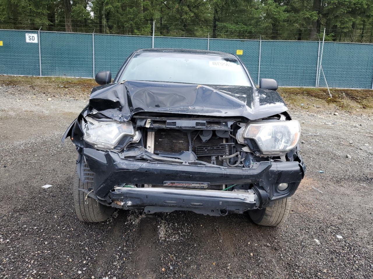 2014 Toyota Tacoma - Image 5