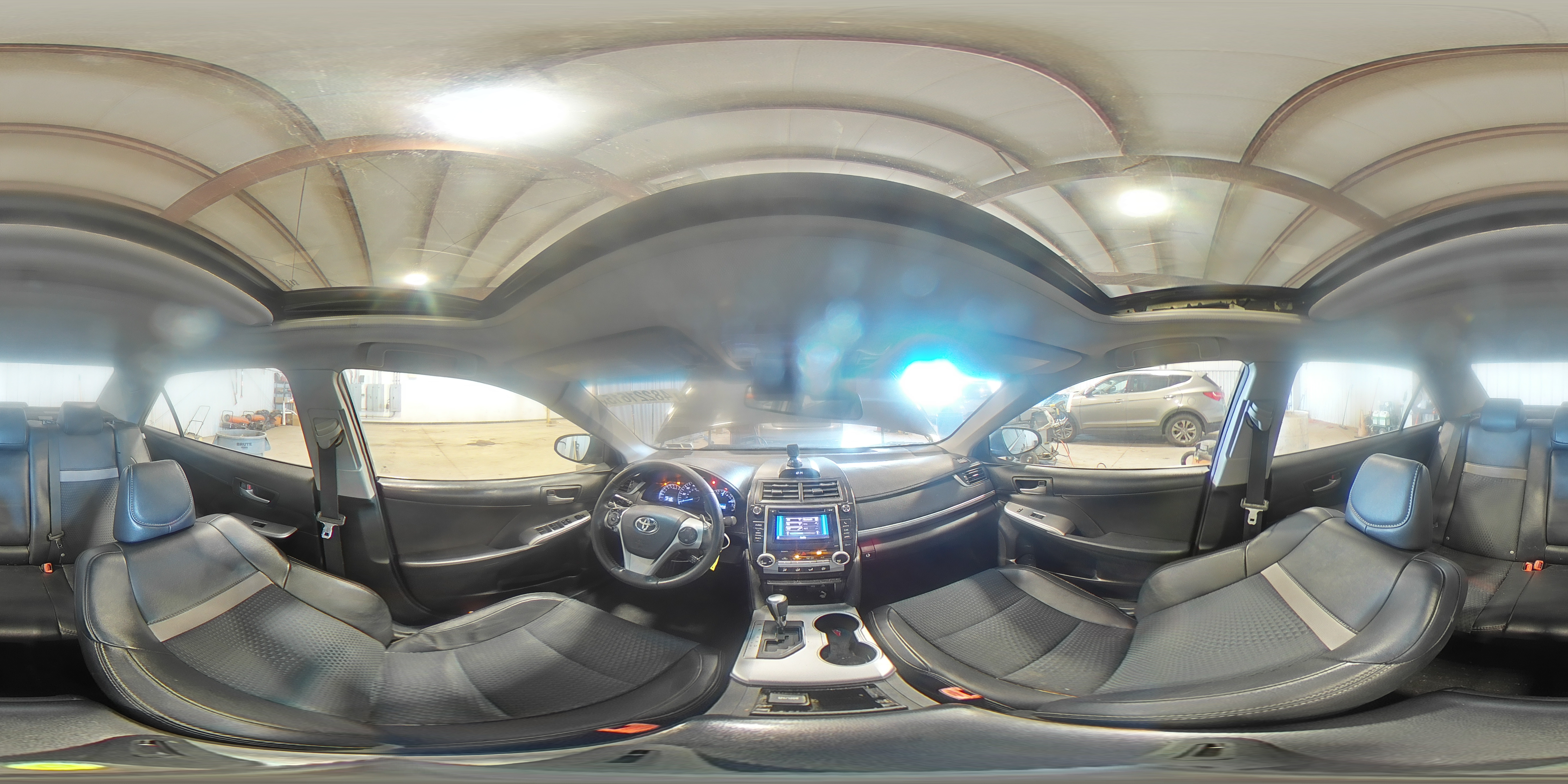 2014 Toyota Camry - Image 14