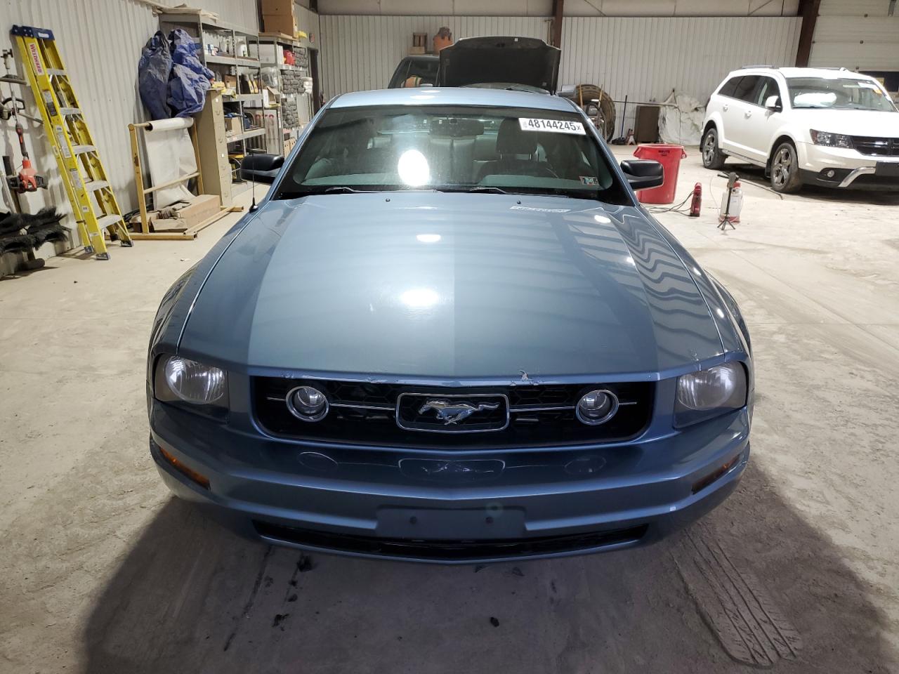 2008 Ford Mustang - Image 5