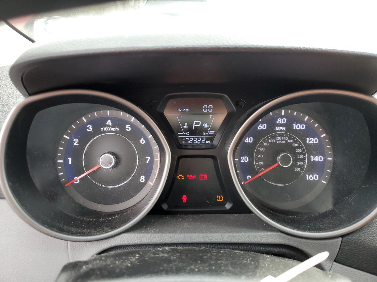 2014 Hyundai Elantra - Image 9