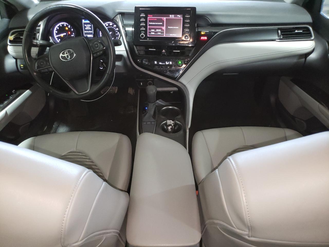 2022 Toyota Camry - Image 8