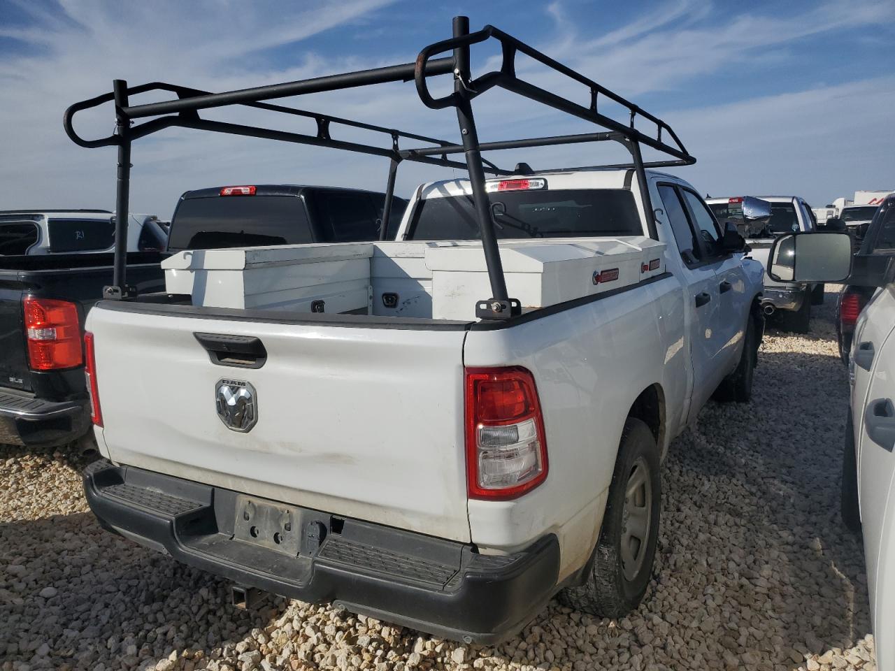2021 RAM 1500 - Image 3