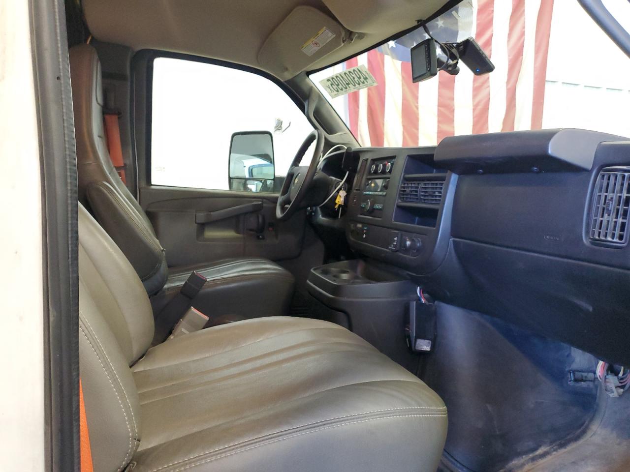 2017 Chevrolet Express G4500 VIN: 1HA6GUCG3HN004897 Lot: 49304095