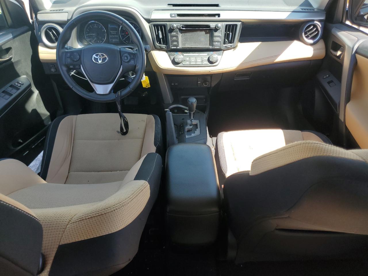 2016 Toyota RAV 4 - Image 8