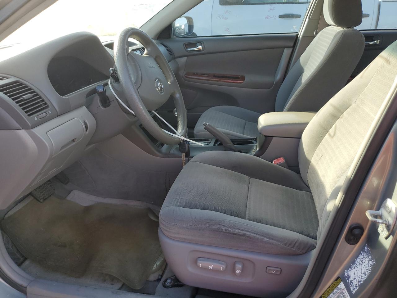 2006 Toyota Camry - Image 7