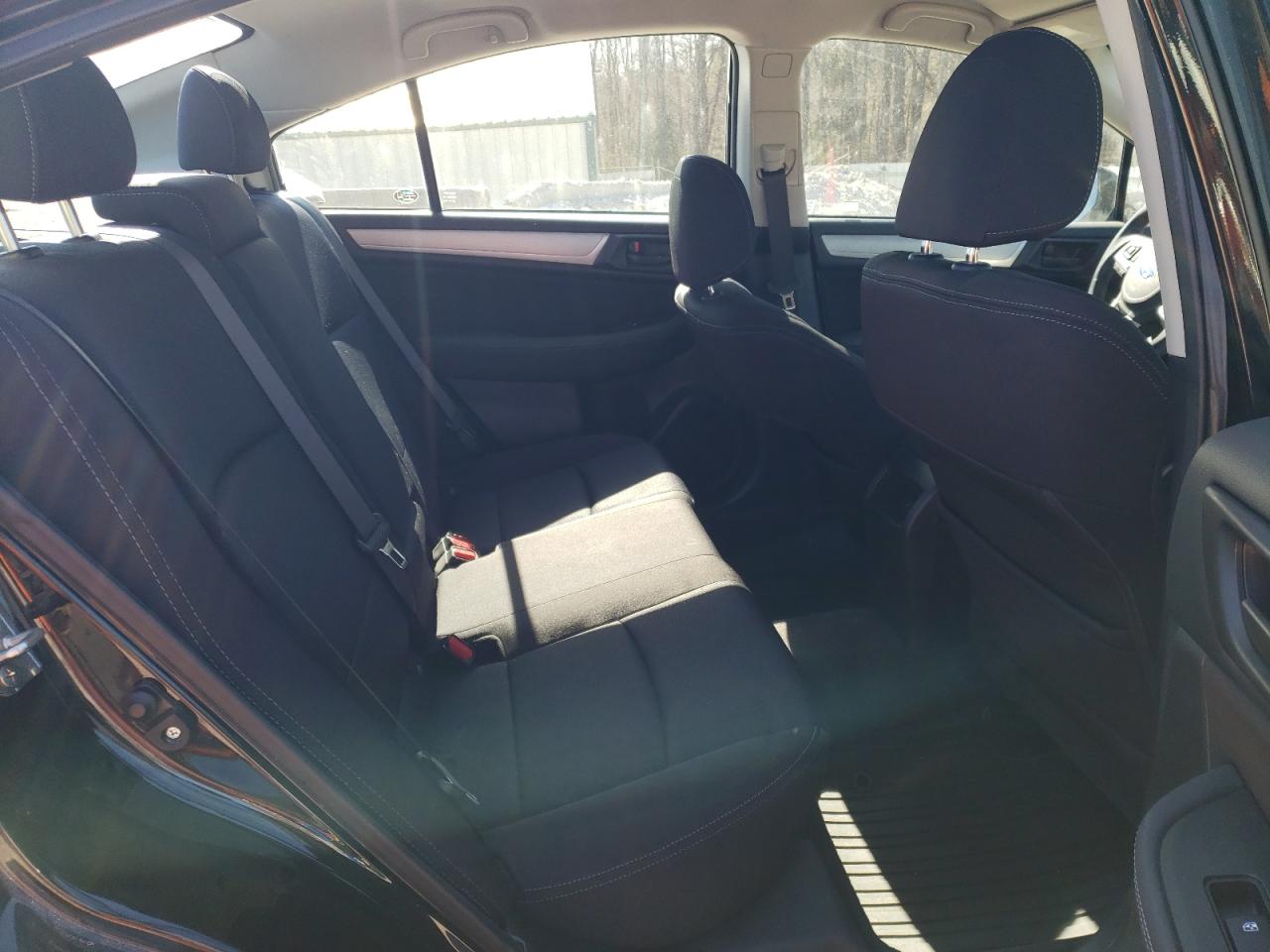 2015 Subaru Legacy - Image 10