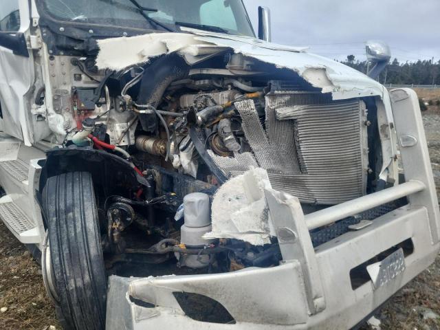 2022 FREIGHTLINER CASCADIA 126   
