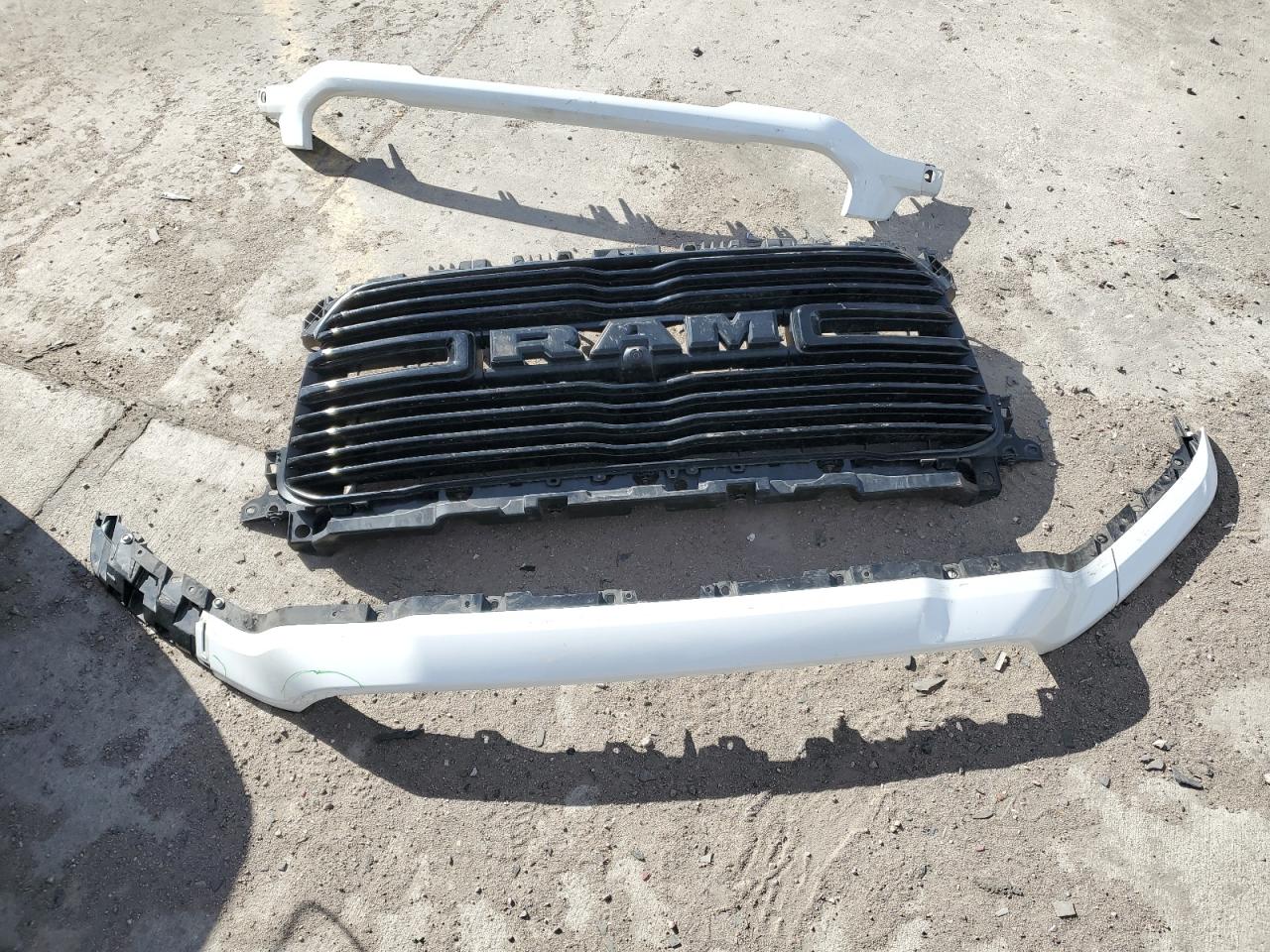 2021 RAM 2500 - Image 14