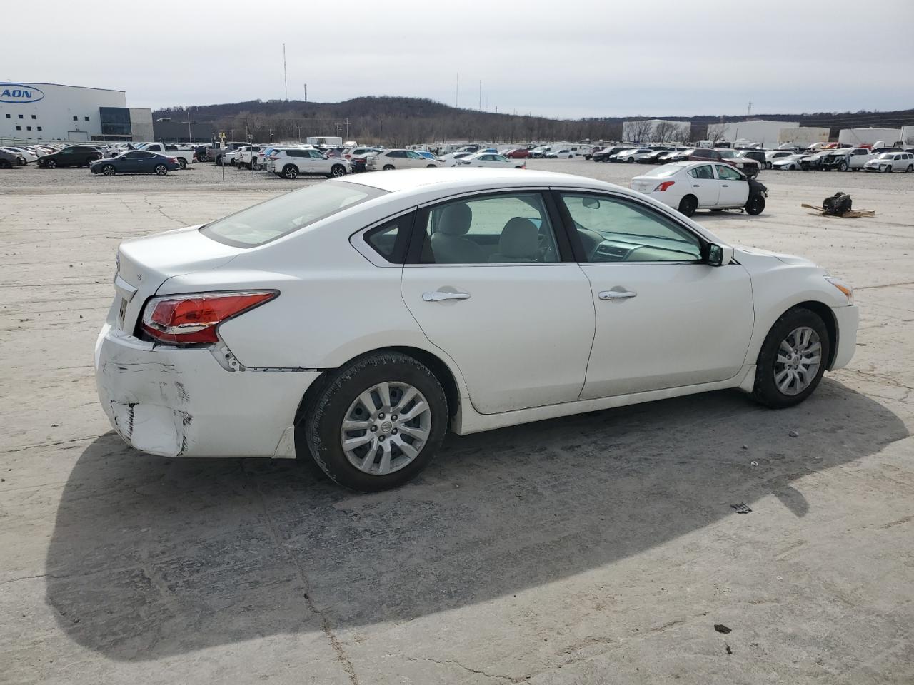 2015 Nissan Altima - Image 3