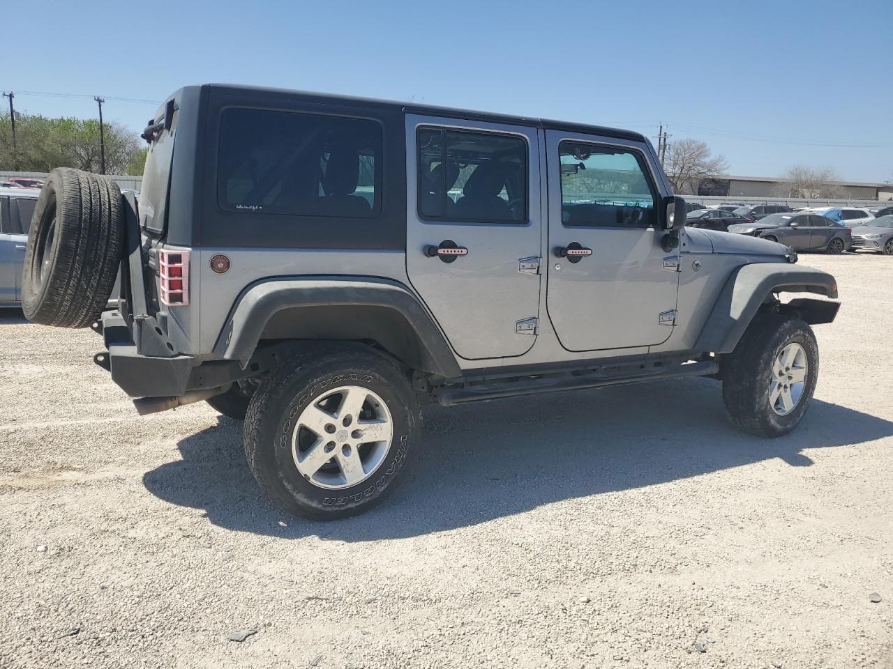 2013 Jeep Wrangler - Image 3