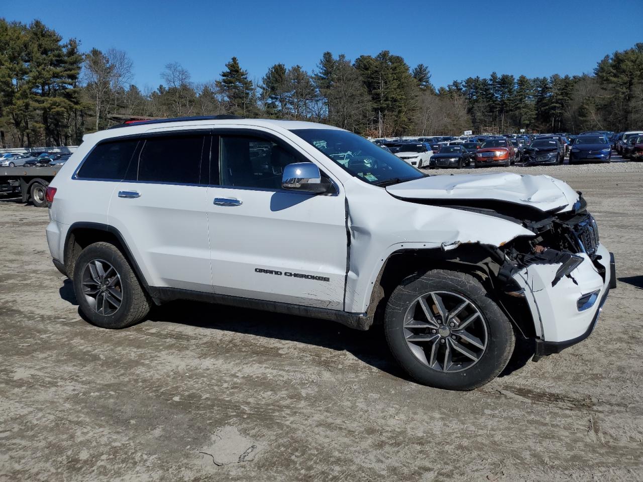 2017 Jeep Grand Cherokee - Image 4