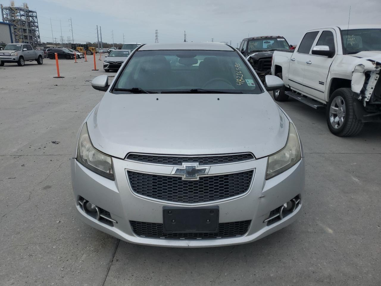 2014 Chevrolet Cruze - Image 5