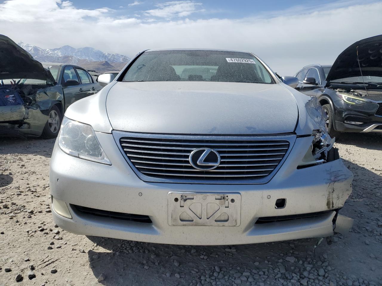 2007 Lexus LS - Image 5