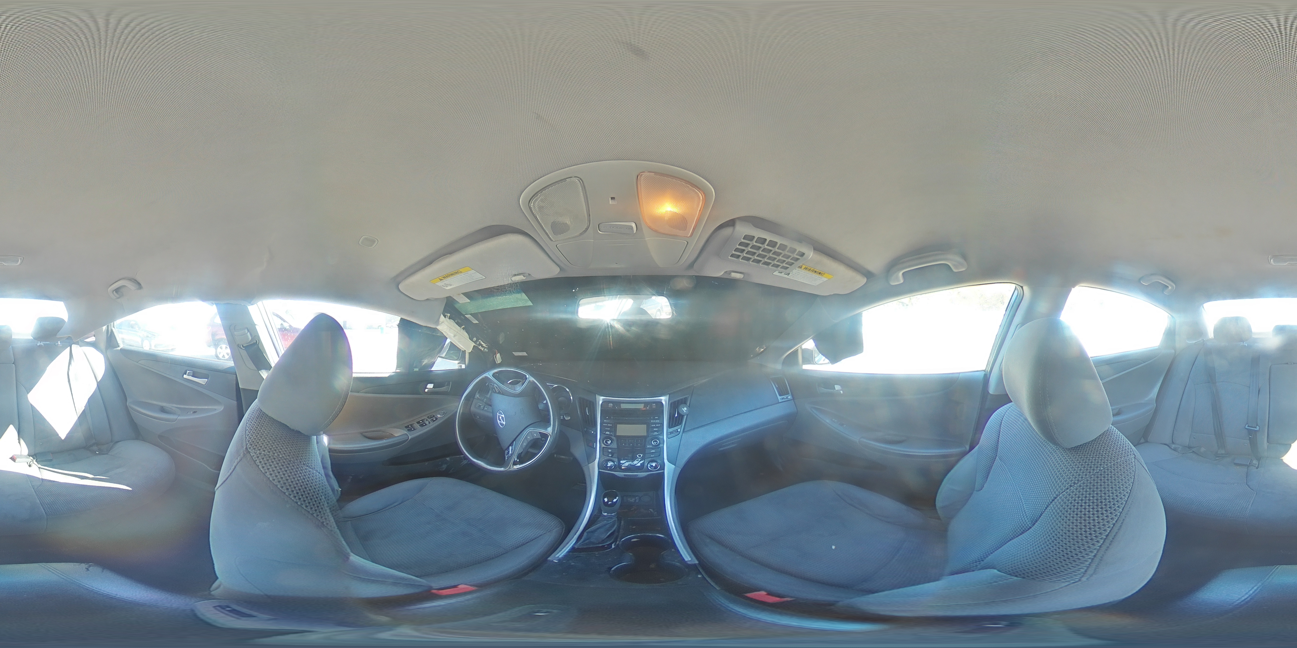 2012 Hyundai Sonata - Image 12