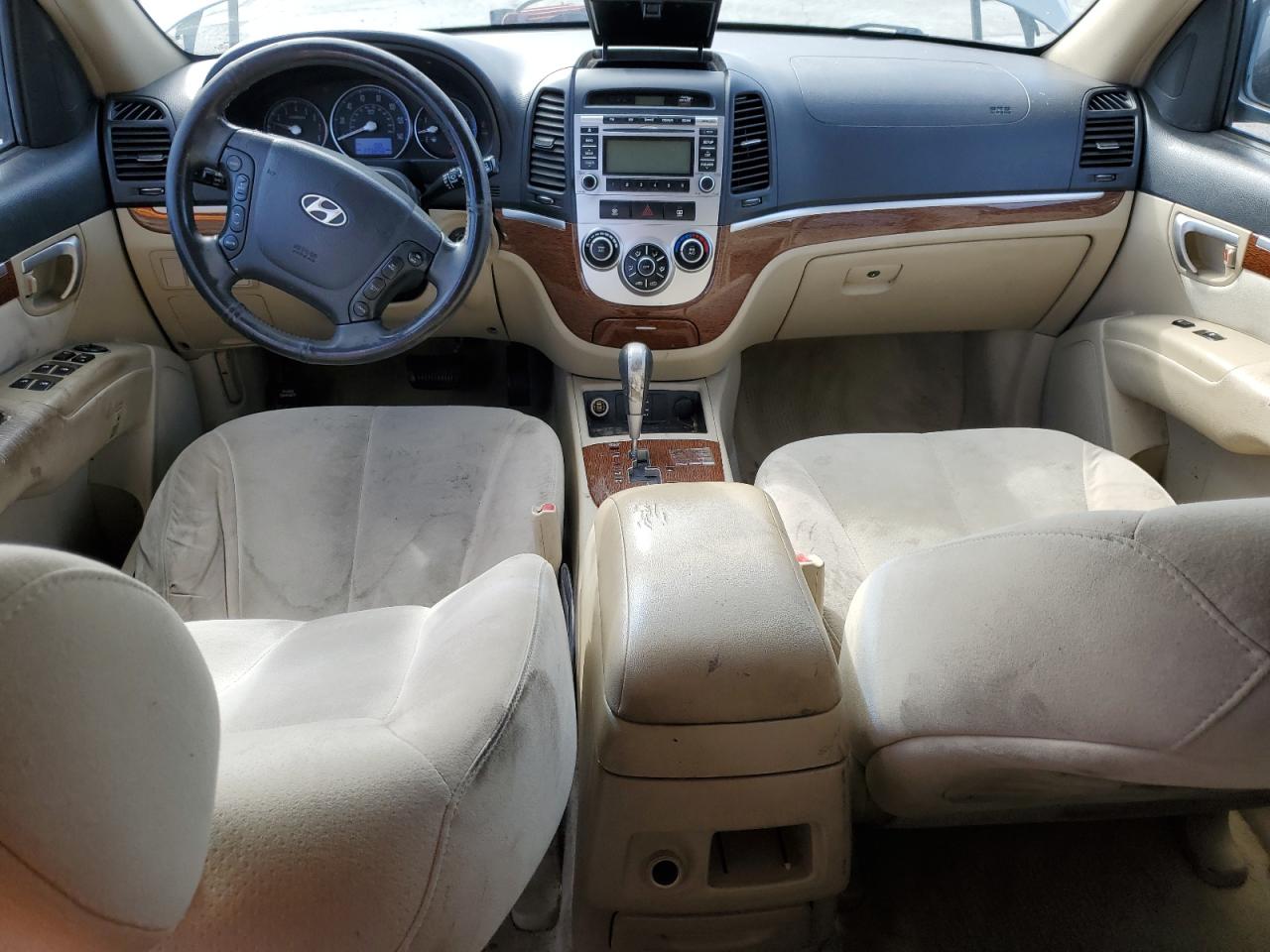 2009 Hyundai Santa Fe - Image 8