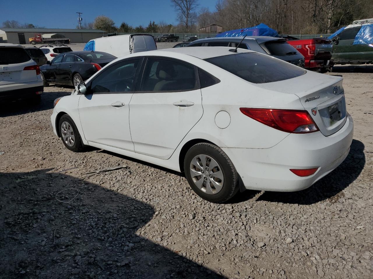 2015 Hyundai Accent - Image 2