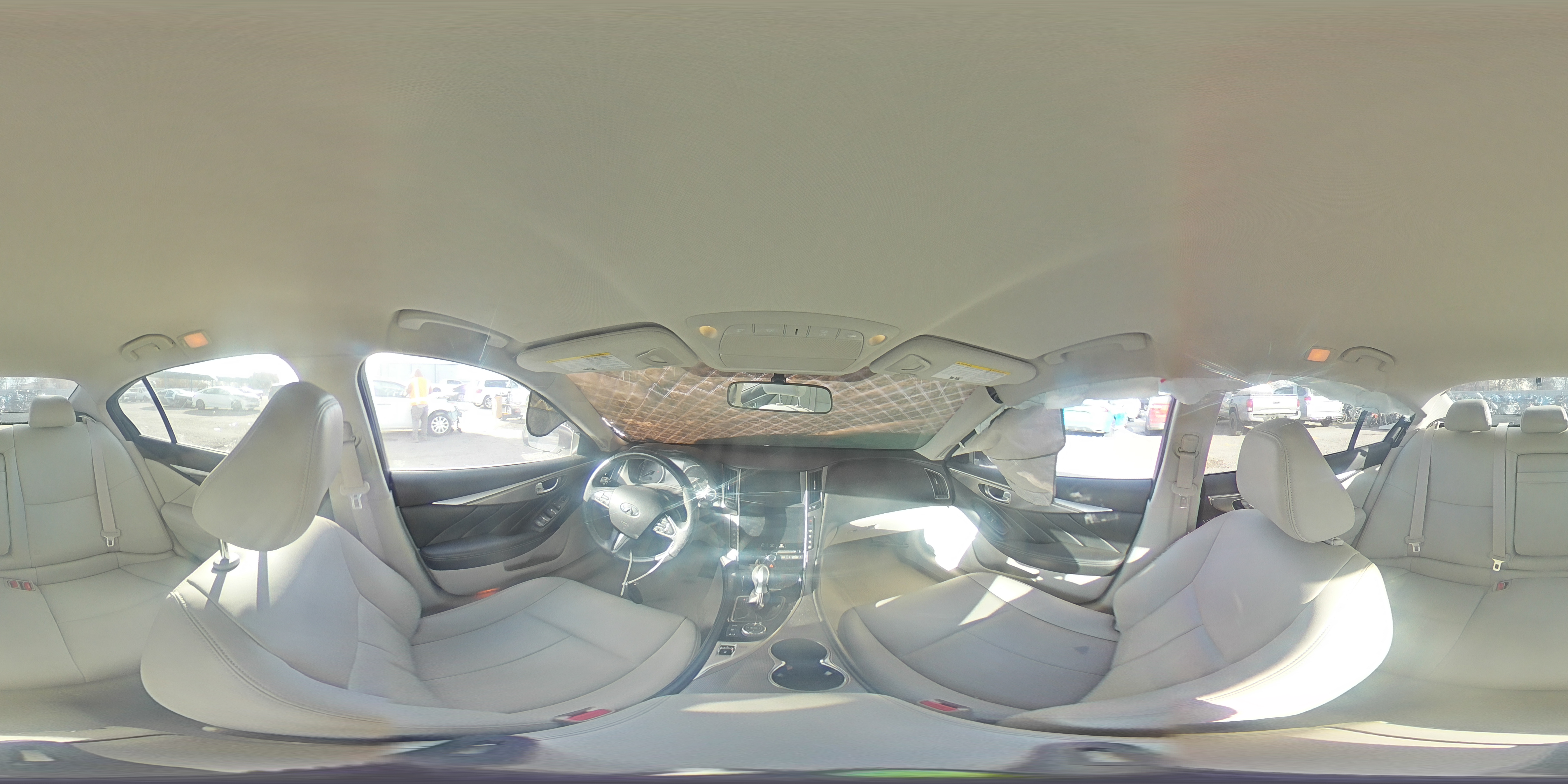 2015 Infiniti Q50 - Image 13