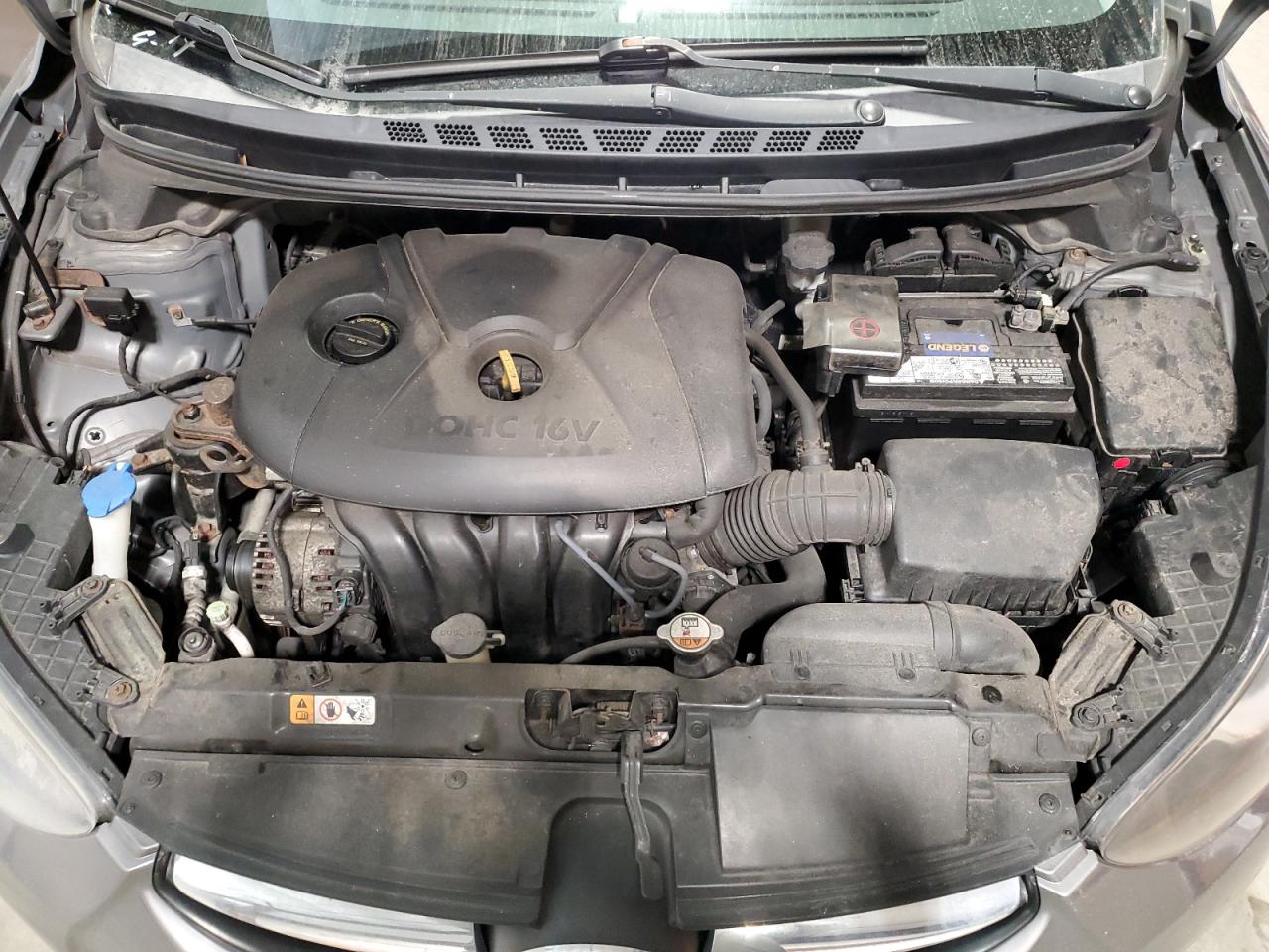 2013 Hyundai Elantra - Image 11