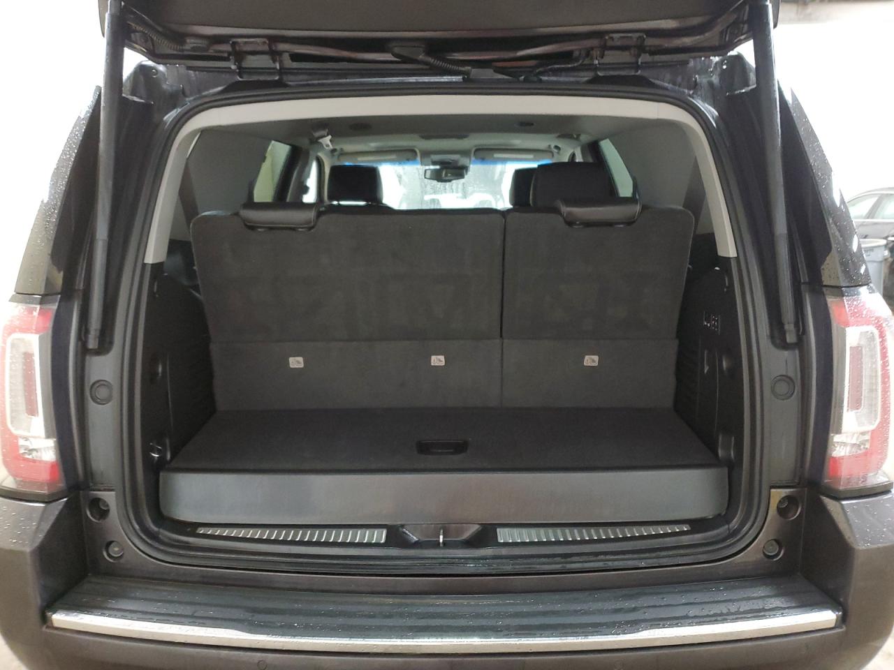 2018 GMC Yukon - Image 6