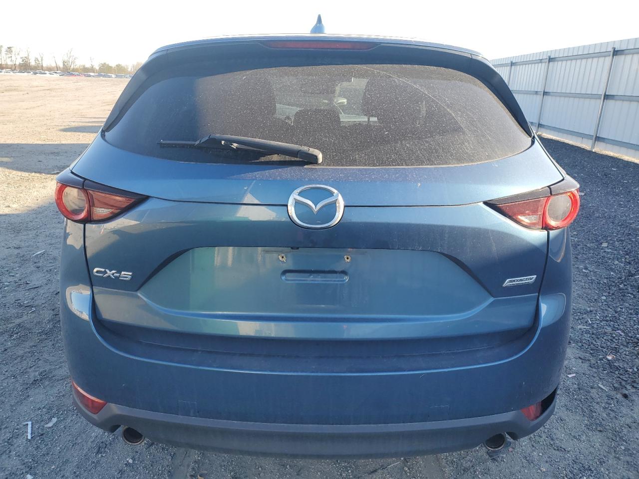 2017 Mazda CX-5 - Image 6