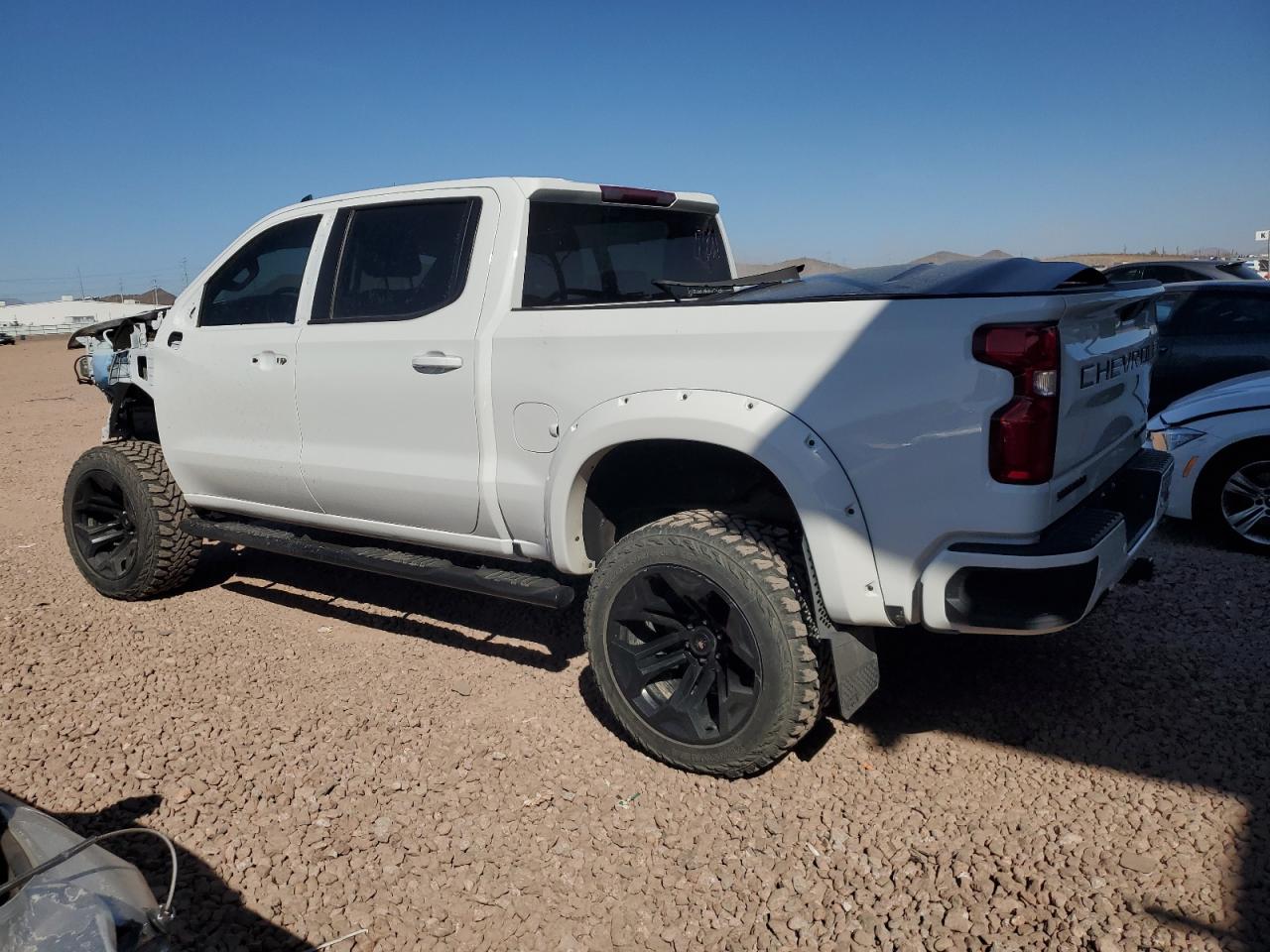 2022 Chevrolet Silverado - Image 2