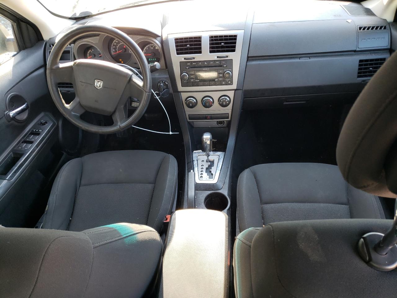 2010 Dodge Avenger - Image 8
