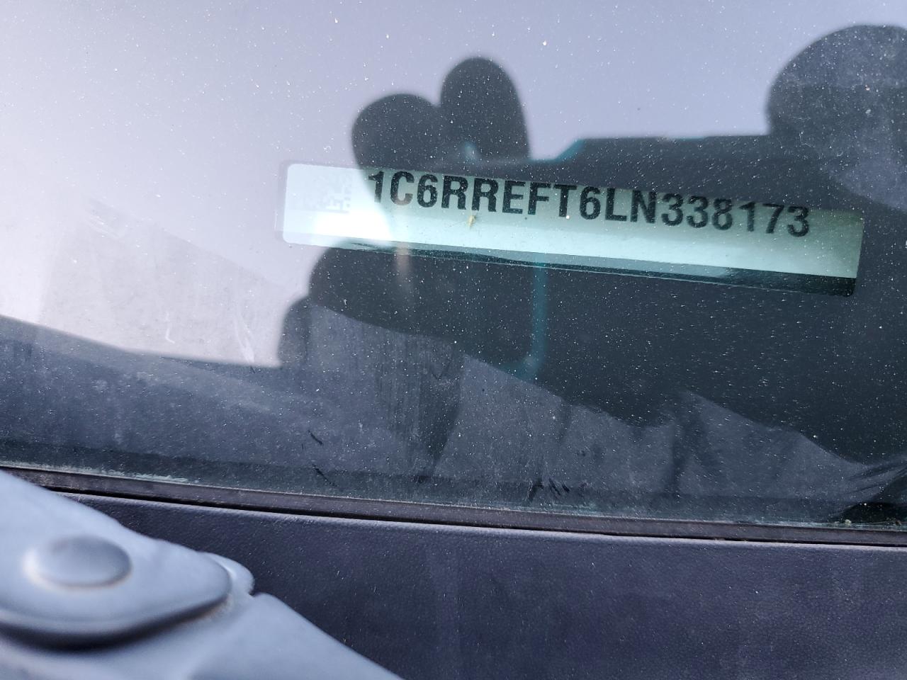 2020 RAM 1500 - Image 14