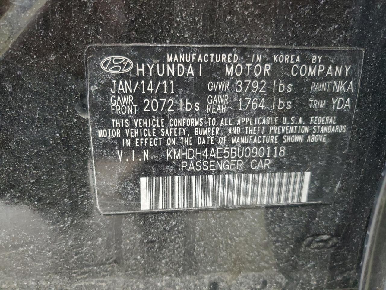 2011 Hyundai Elantra - Image 12