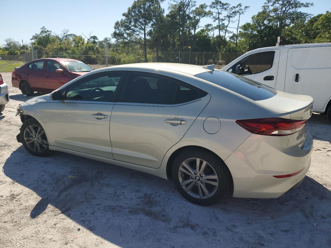 2017 Hyundai Elantra - Image 2